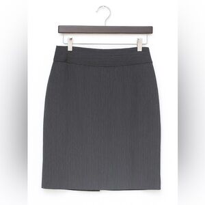 Worthington Black Patterned Pencil Skirt Size 8 | Lined, Back Slit, Workwear